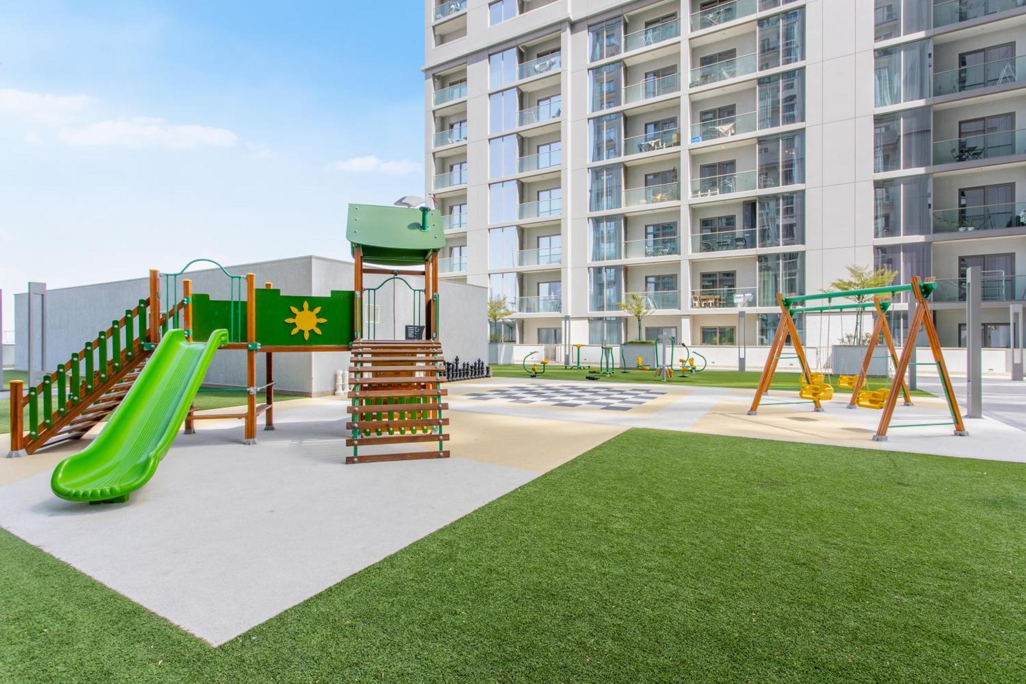 Stay By Latinem Luxury 1Br Plus Study Holiday Home Cv A2712 Near Downtown Dubai Eksteriør bilde